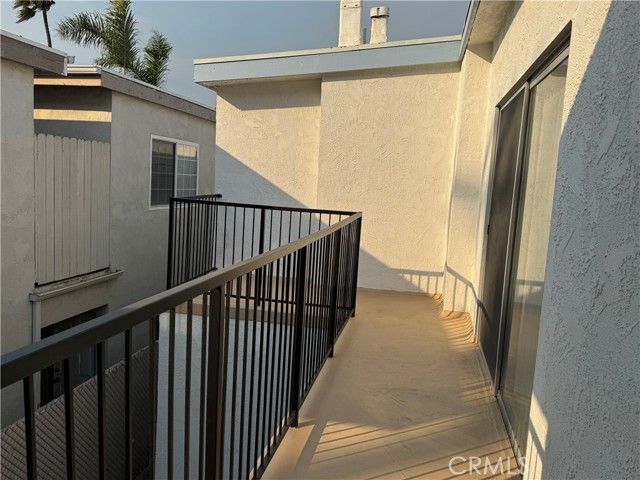 82 16th Street, Hermosa Beach, CA 90254