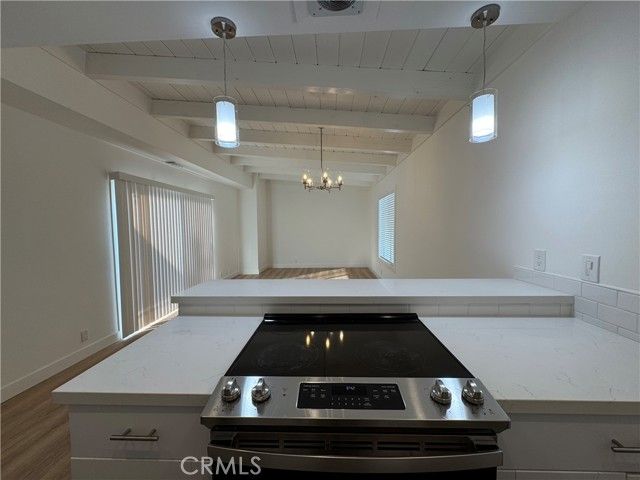 82 16th Street, Hermosa Beach, CA 90254