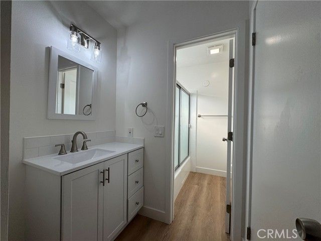 82 16th Street, Hermosa Beach, CA 90254