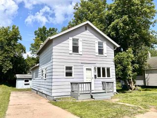 416 Osage St, Kingsford, MI 49802
