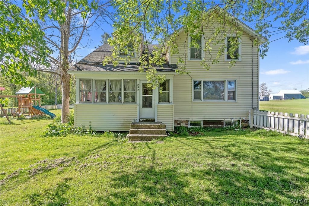 797 County Route 20, Oswego, NY 13126