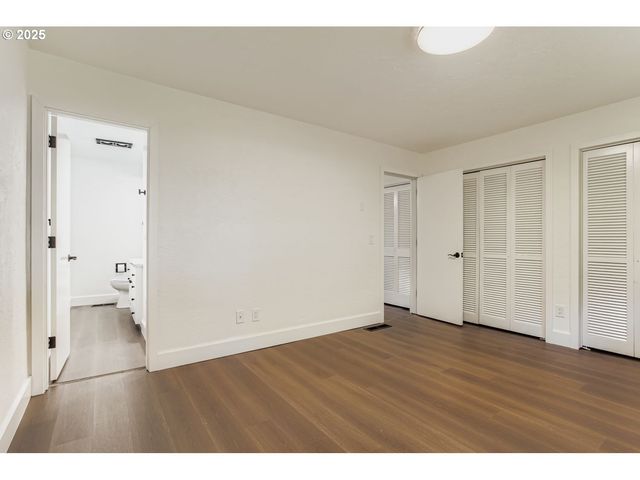 660 Ne 20TH Ave, Canby, OR 97013