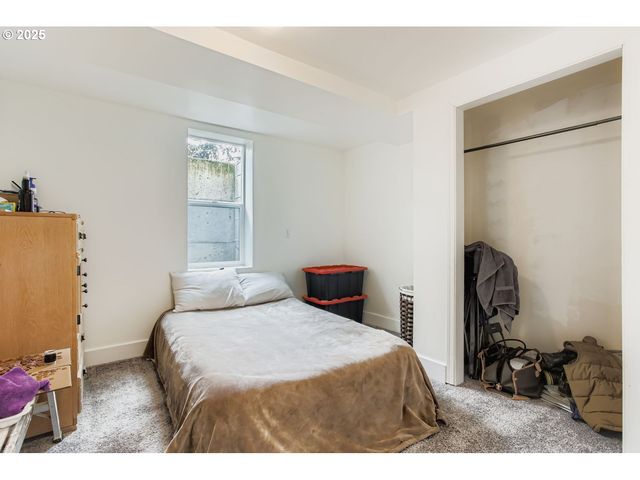 660 Ne 20TH Ave, Canby, OR 97013