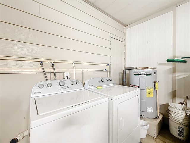 1690 ELKHART CIRCLE, Tavares, FL 32778