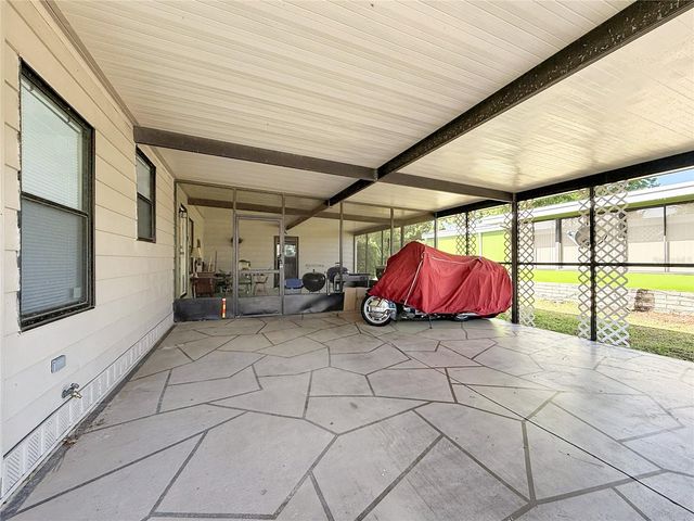 1690 ELKHART CIRCLE, Tavares, FL 32778