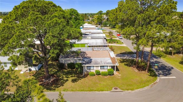1690 ELKHART CIRCLE, Tavares, FL 32778