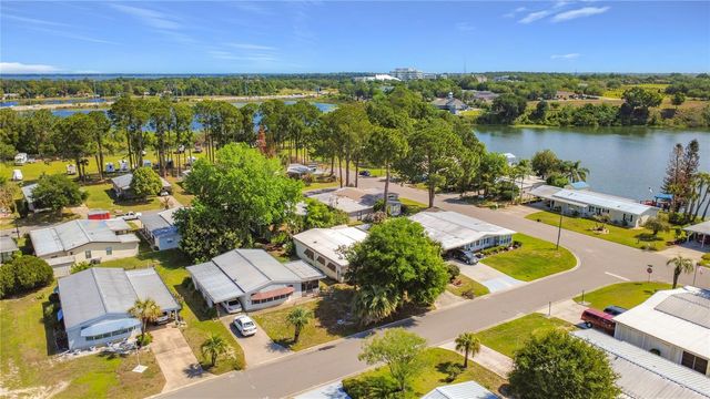 1690 ELKHART CIRCLE, Tavares, FL 32778