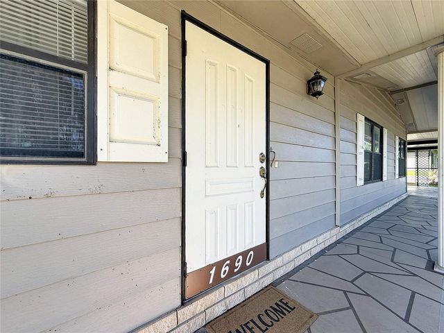 1690 ELKHART CIRCLE, Tavares, FL 32778