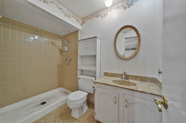 2614 Hummingbird Lane, Humble, TX 77396