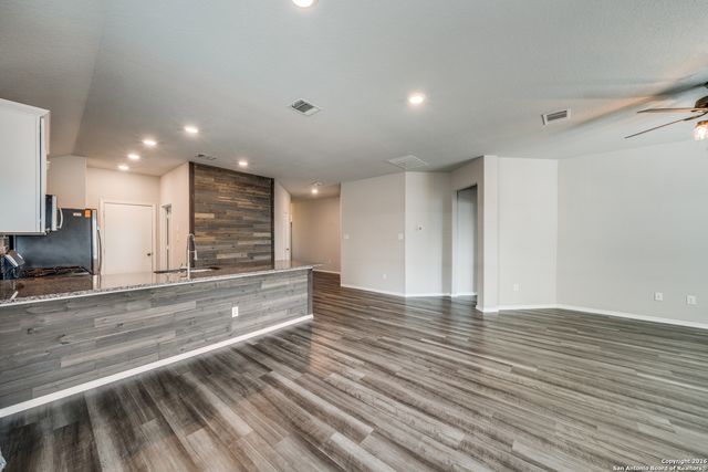 10307 Owl Woods, Schertz, TX 78154