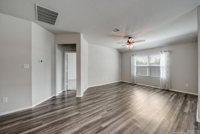 10307 Owl Woods, Schertz, TX 78154