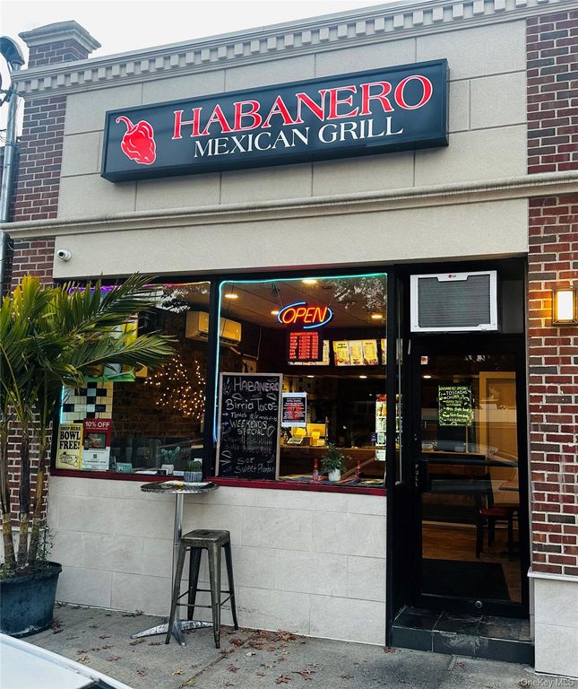 465 Atlantic Avenue, East Rockaway, NY 11518 — exterior