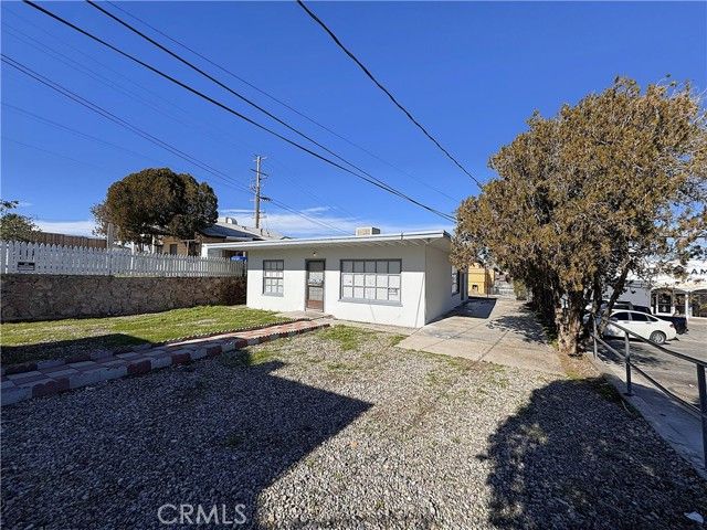 521 E Williams Street, Barstow, CA 92311