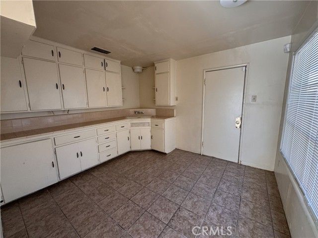 521 E Williams Street, Barstow, CA 92311