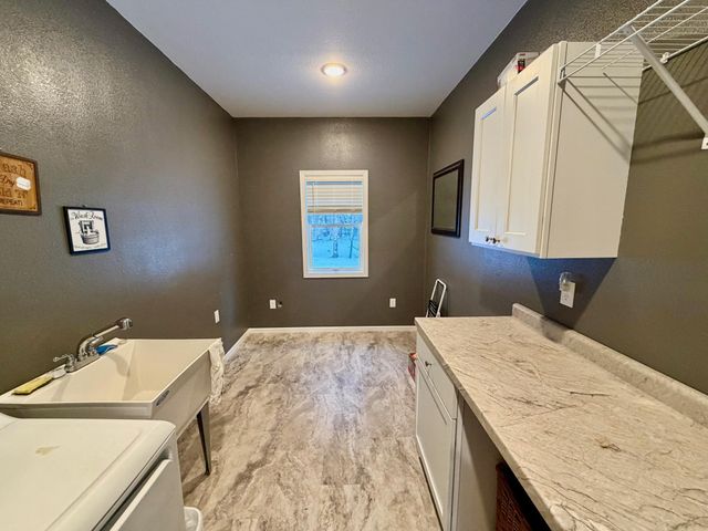 29808 County Road 28, Roseau, MN 56751