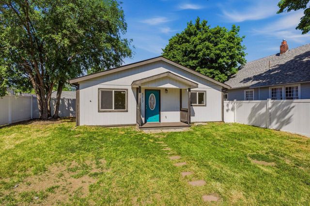 4217 N Madison St, Spokane, WA 99205