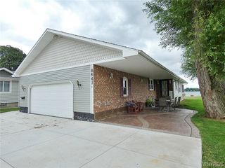 8641 Rivershore Drive, Niagara Falls, NY 14304