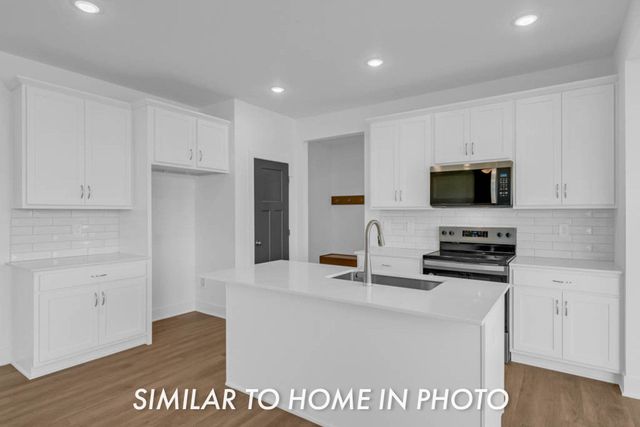 202 Cedar Drive, Gilbert, IA 50105