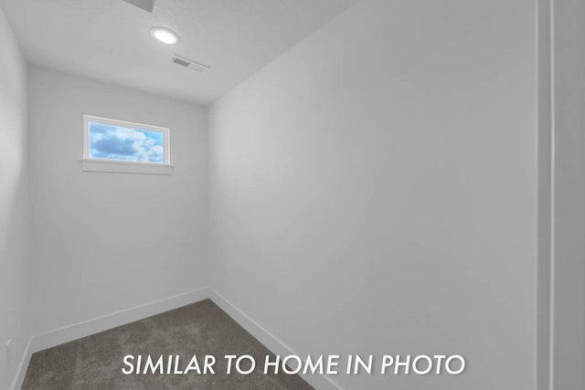 202 Cedar Drive, Gilbert, IA 50105