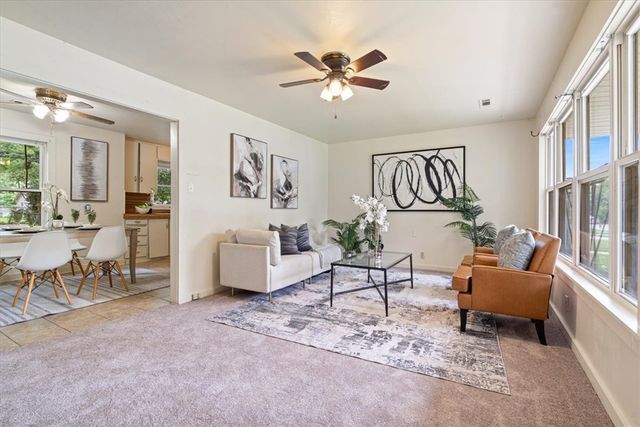 712 Mckinney Street, Springdale, AR 72764