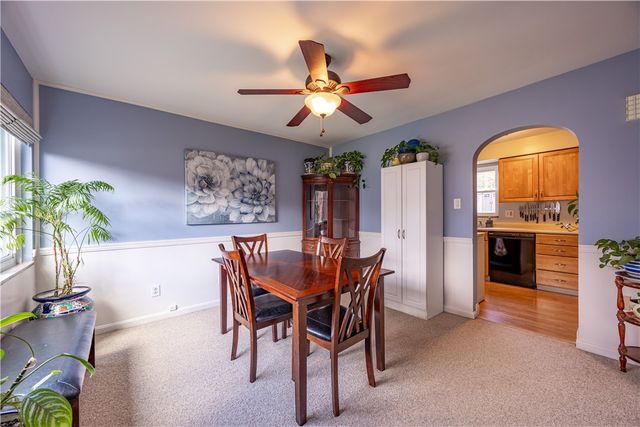 222 Glenview Dr, New Kensington, PA 15068