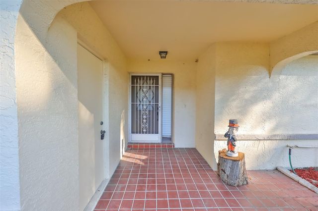 2321 LANCASTER DRIVE, Sun City Center, FL 33573