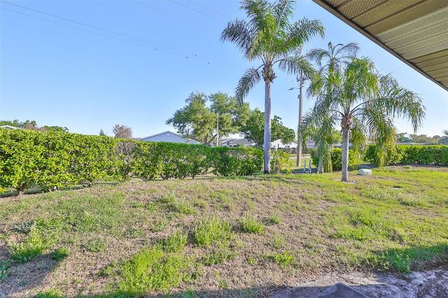 2321 LANCASTER DRIVE, Sun City Center, FL 33573