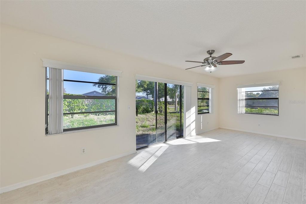 Image 13 of property listing at 2321 LANCASTER DRIVE, Sun City Center, FL 33573
