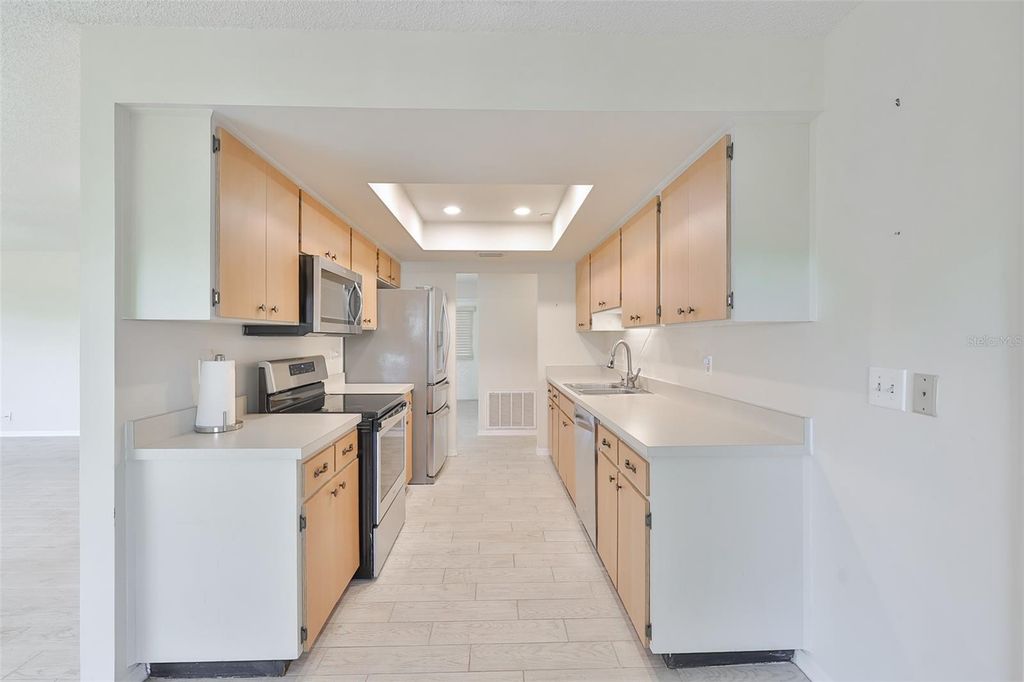 Image 18 of property listing at 2321 LANCASTER DRIVE, Sun City Center, FL 33573