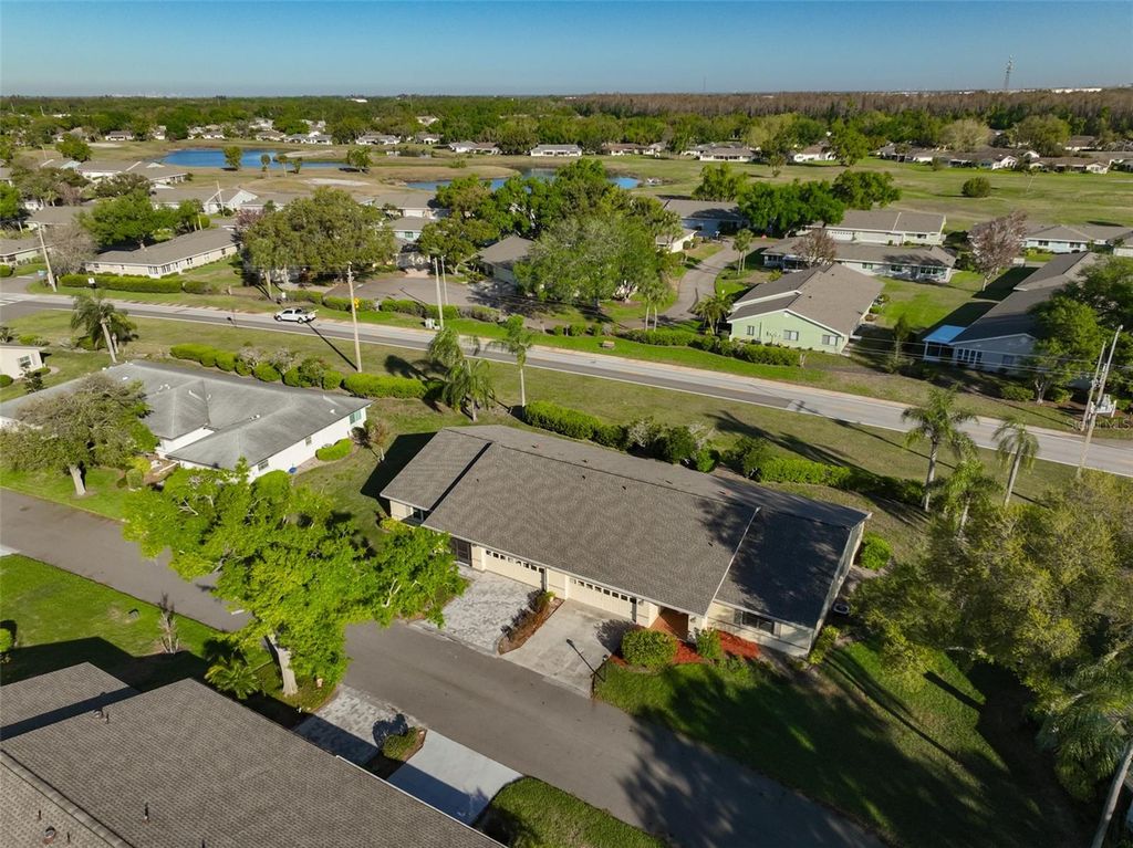 Image 43 of property listing at 2321 LANCASTER DRIVE, Sun City Center, FL 33573