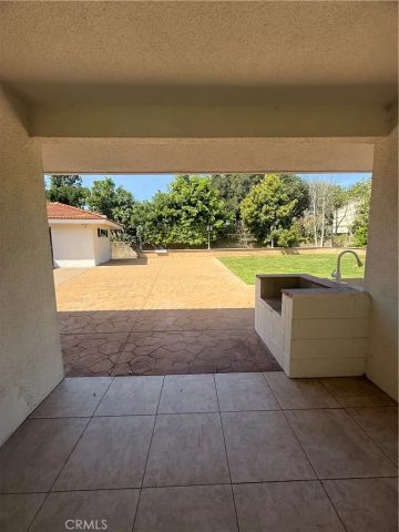 61 E Orange Grove, Arcadia, CA 91006