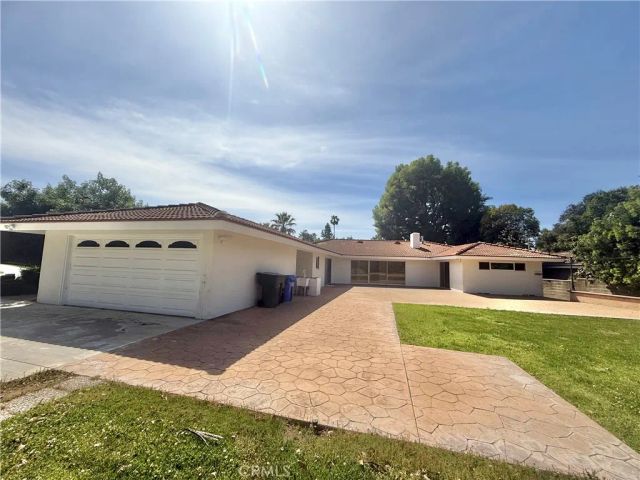 61 E Orange Grove, Arcadia, CA 91006