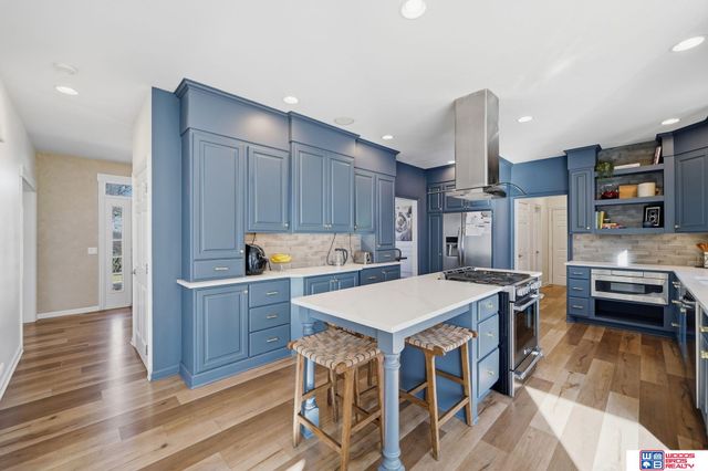 6321 Black Forest Drive, Lincoln, NE 68516