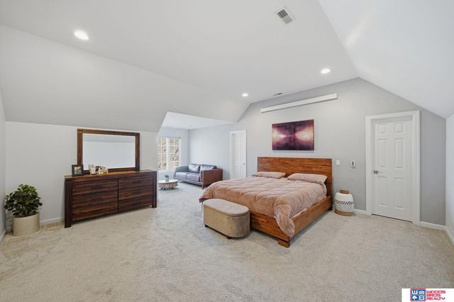 6321 Black Forest Drive, Lincoln, NE 68516