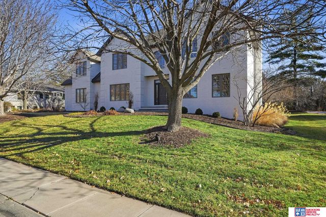 6321 Black Forest Drive, Lincoln, NE 68516