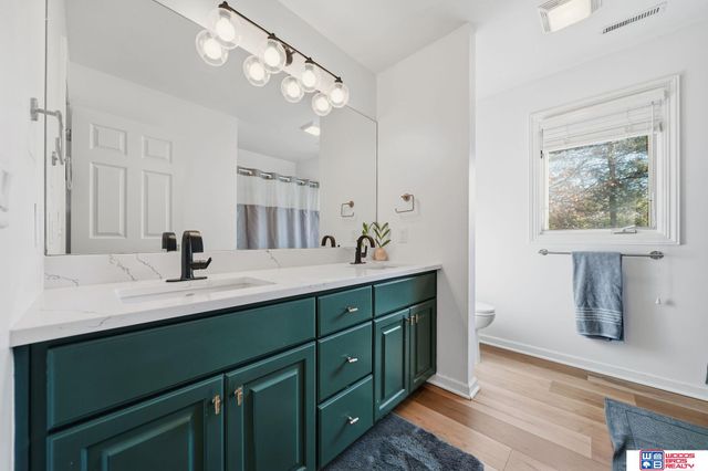 6321 Black Forest Drive, Lincoln, NE 68516