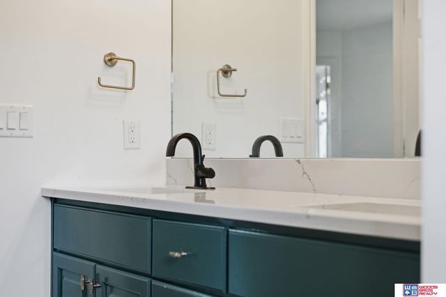 6321 Black Forest Drive, Lincoln, NE 68516