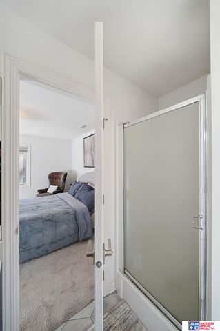 6321 Black Forest Drive, Lincoln, NE 68516