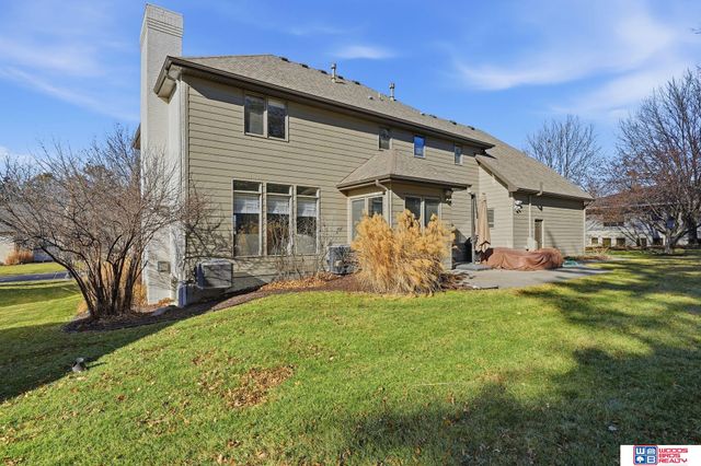 6321 Black Forest Drive, Lincoln, NE 68516