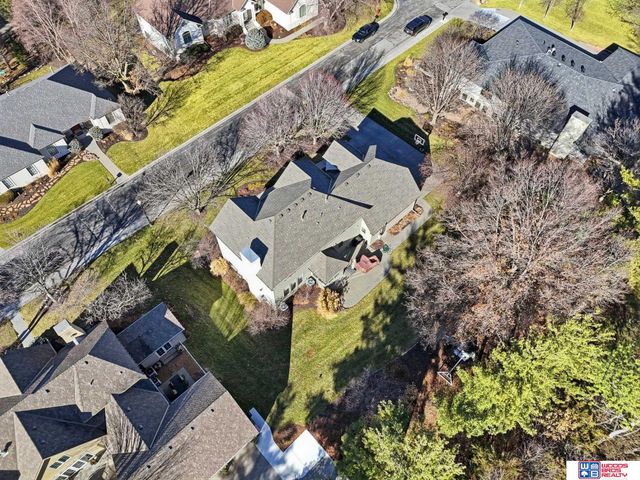 6321 Black Forest Drive, Lincoln, NE 68516