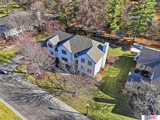 6321 Black Forest Drive, Lincoln, NE 68516