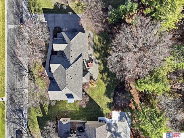 6321 Black Forest Drive, Lincoln, NE 68516