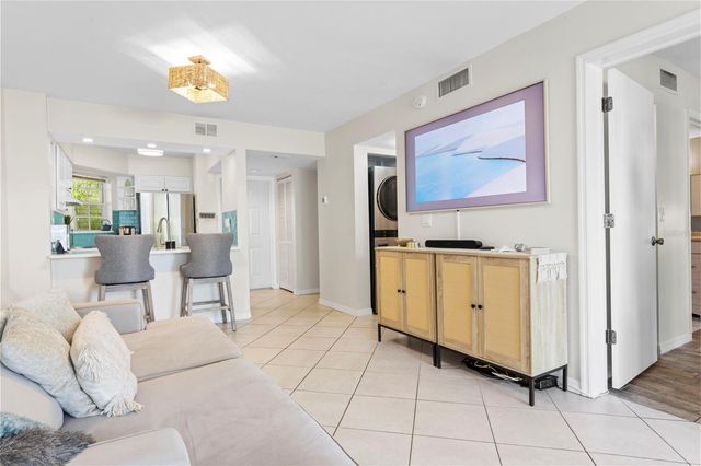 6915 STONES THROW CIRCLE N 3104, St Petersburg, FL 33710