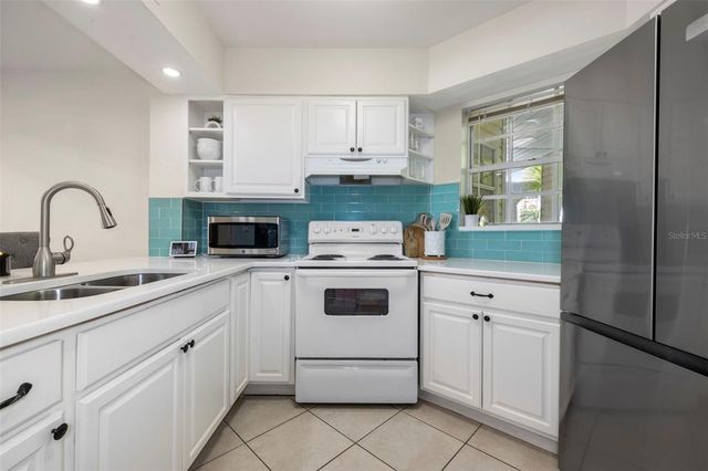 6915 STONES THROW CIRCLE N 3104, St Petersburg, FL 33710