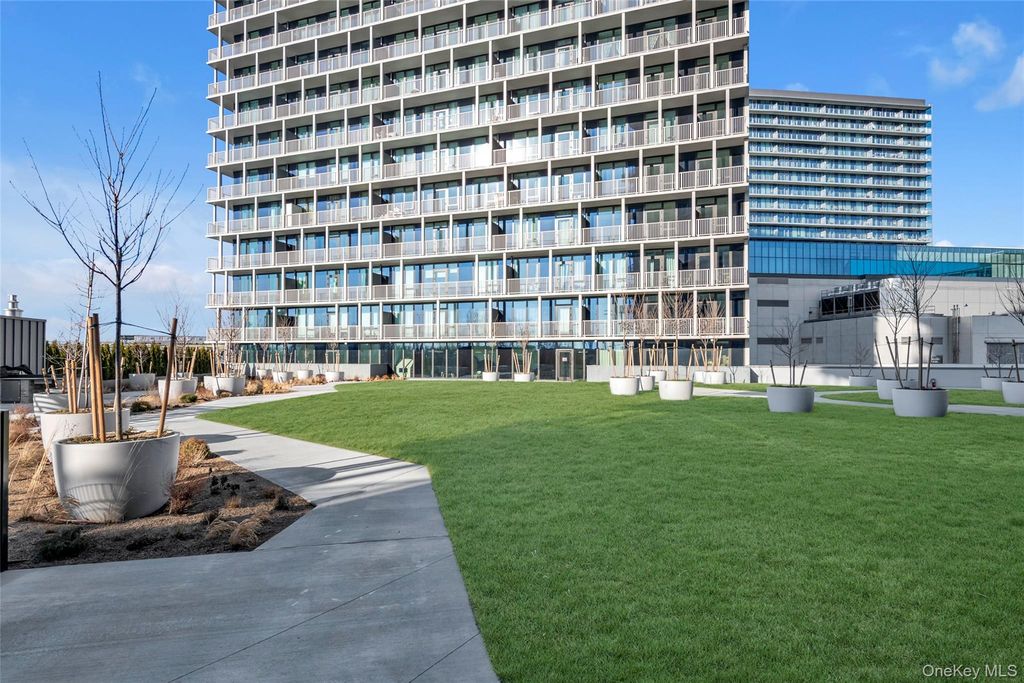 131-02B 40th Road 13P, Flushing, NY 11354 — exterior
