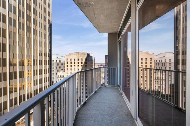 415 Church St Apt 1001, Nashville, TN 37219