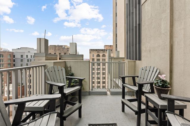 415 Church St Apt 1001, Nashville, TN 37219