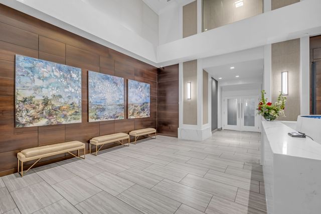 415 Church St Apt 1001, Nashville, TN 37219