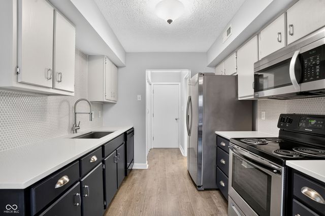 374 E Saint Clair Street, Indianapolis, IN 46202