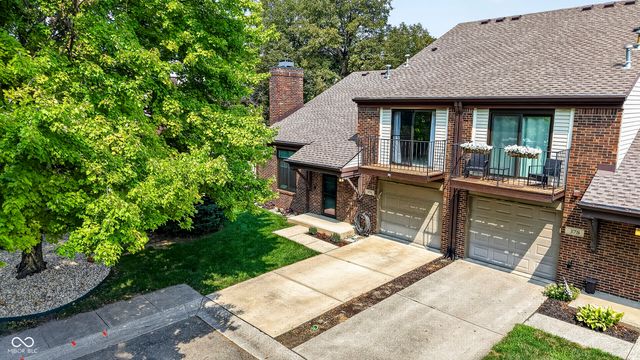 374 E Saint Clair Street, Indianapolis, IN 46202